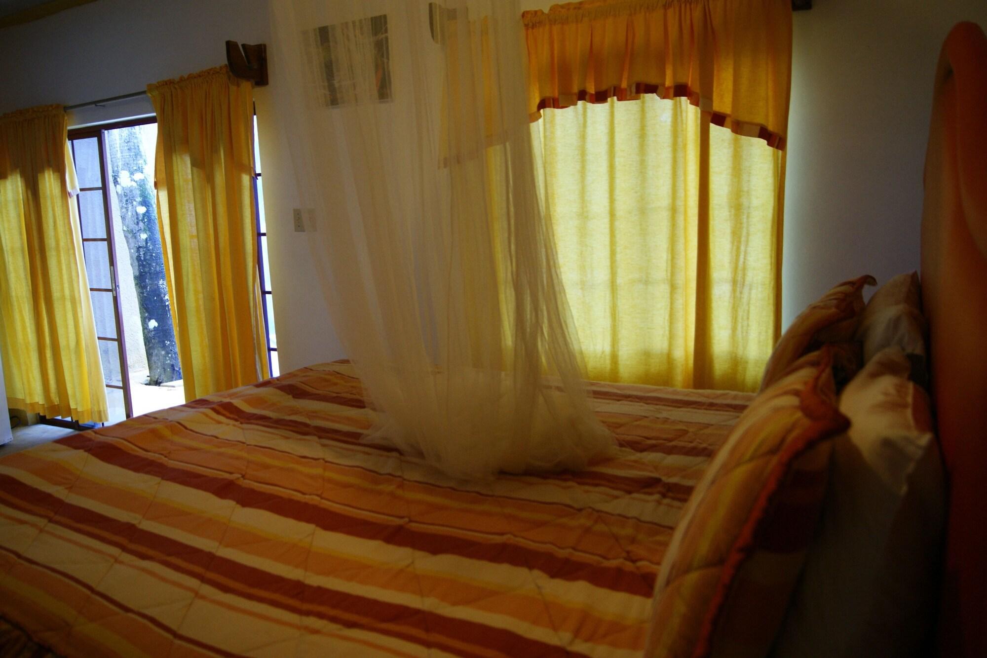 San San Tropez Hotel Port Antonio Eksteriør billede