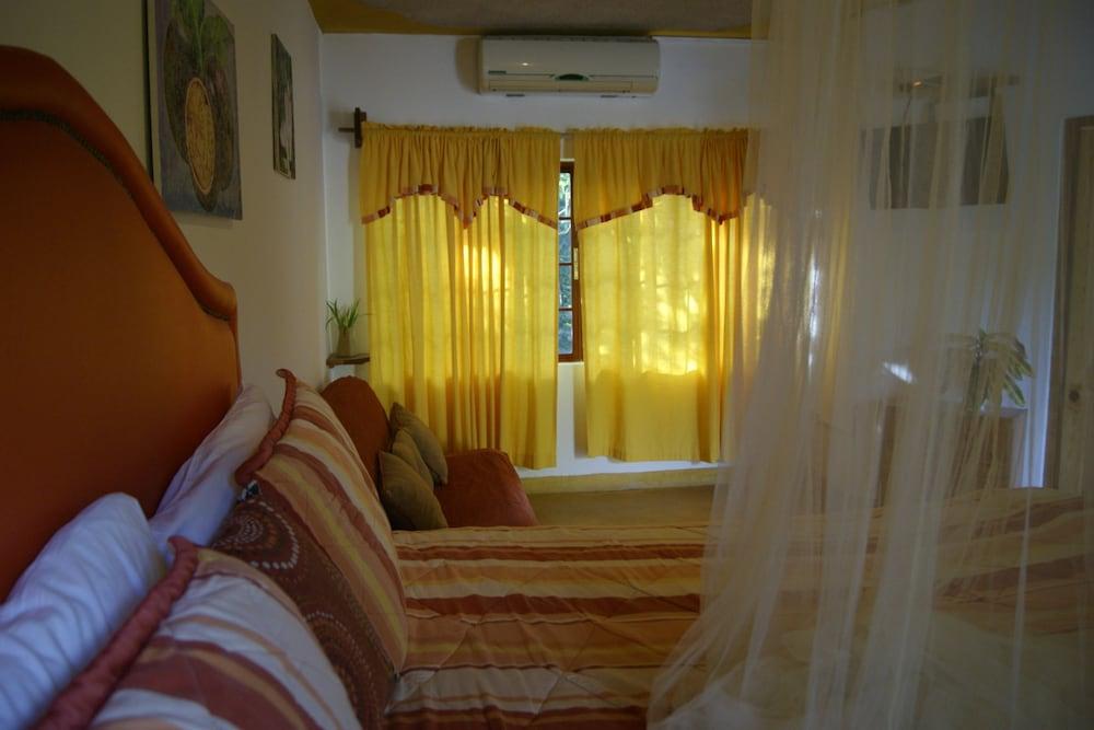 San San Tropez Hotel Port Antonio Eksteriør billede